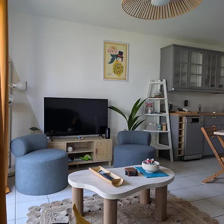 T3 Lumineux La Rochelle - Calme & Terrasse - 6 Personnes - Parking *